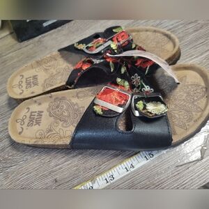 MUK LUKS Black Floral Embroidered Slide Sandals